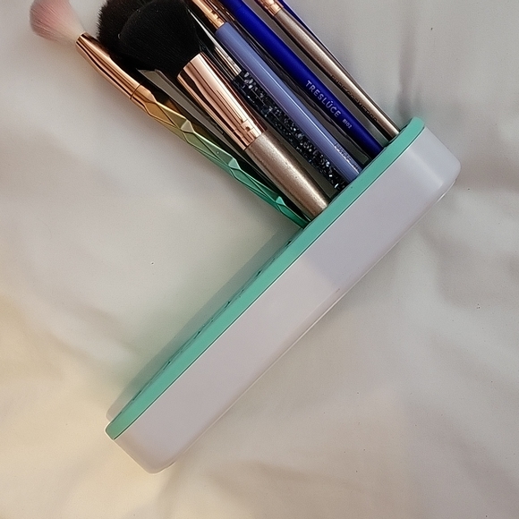 Brush holder [blue] - Picture 3 of 3